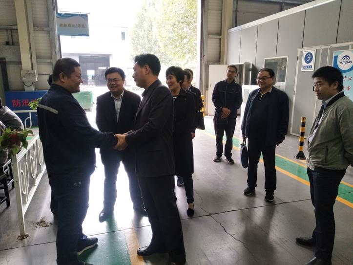 和中原大工匠牛東昌親切交流