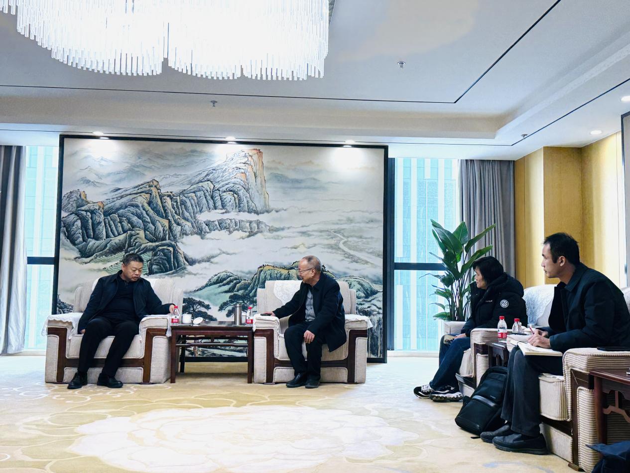 e8b2bf515cad7aa08d17b5dd4cbdcb2