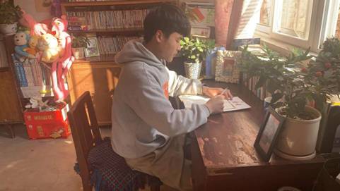 19物流101班長張思遠